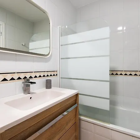New 2nd Corner Center Ideal For Groups Apartmán *